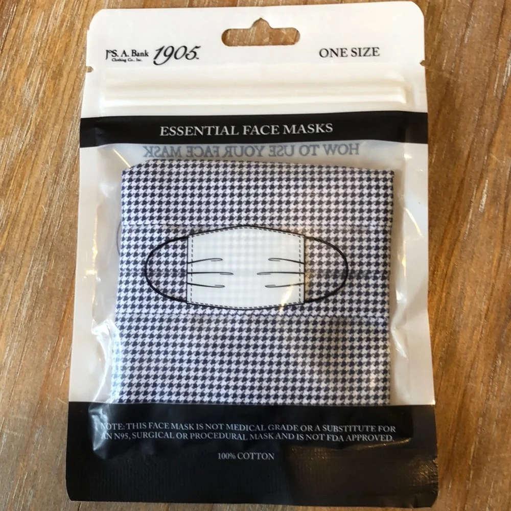 Jos A Bank Face Mask. NEW. Cotton. Reusable